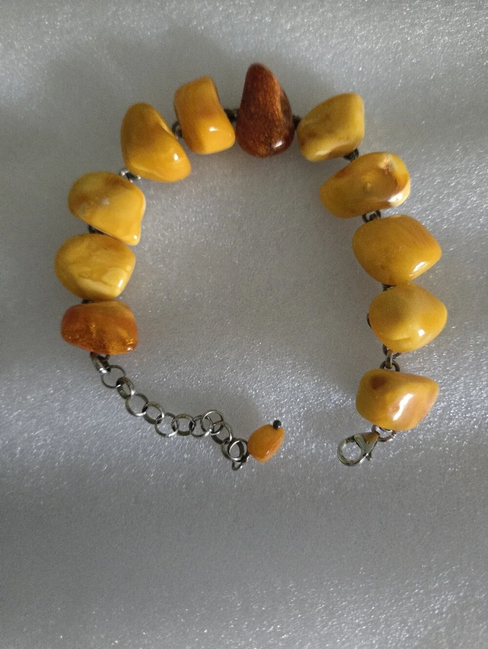 Genuine Natural AMBER BRACELET FROM POLAND LIKE NEW FITS 6.5 TO 8.5